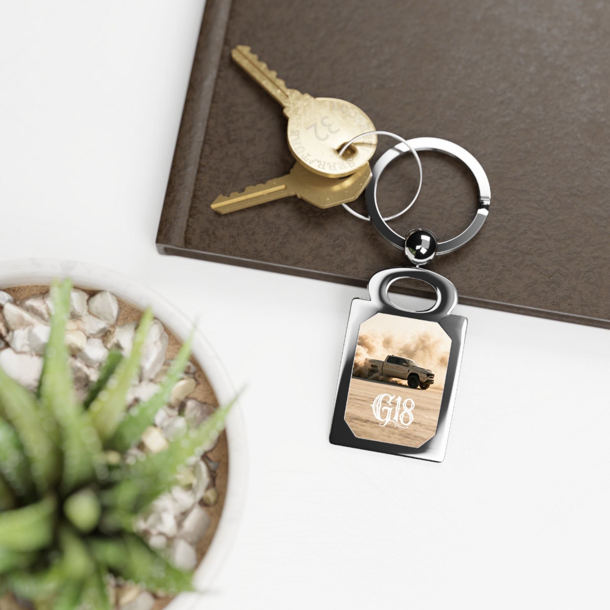 Limited Edition G18 Keychain Bronze | Entries: 4
